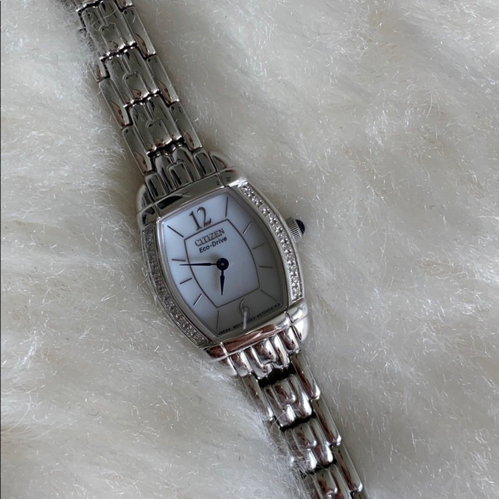 Citizen watch with Diamonds